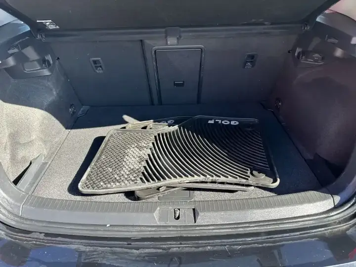 Volkswagen Golf 2018 photo 5