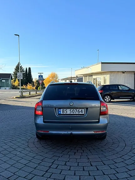 Skoda Octavia 2013 photo 5