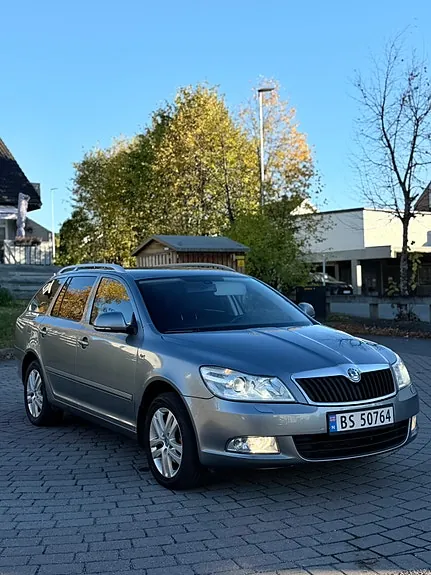 Skoda Octavia 2013 photo 3