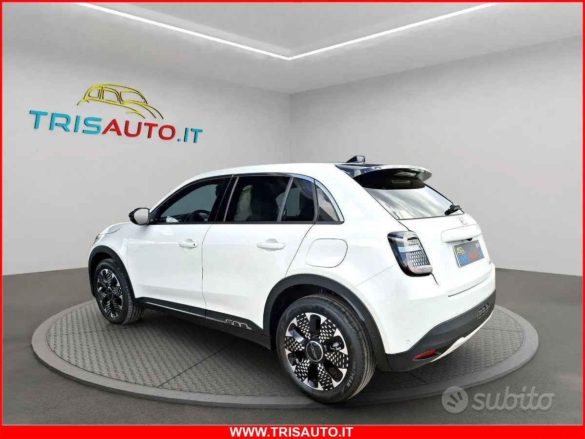 Fiat 600 2025 photo 2