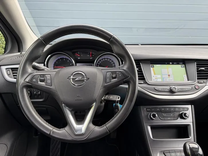 Opel Astra 2021 photo 3