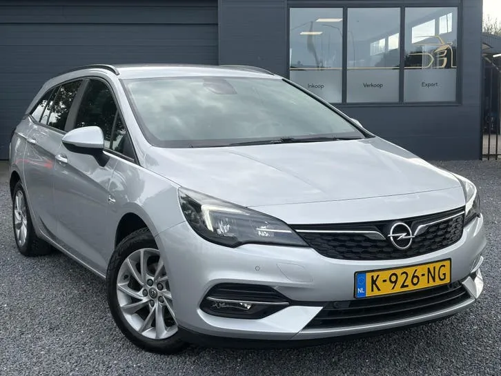 Opel Astra 2021 photo 2