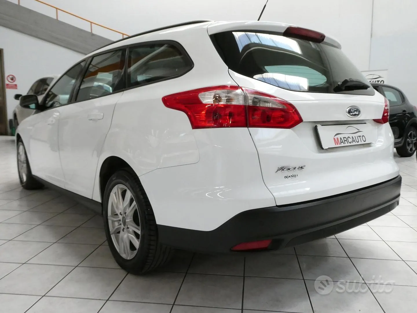 Ford Focus 2014 photo 2