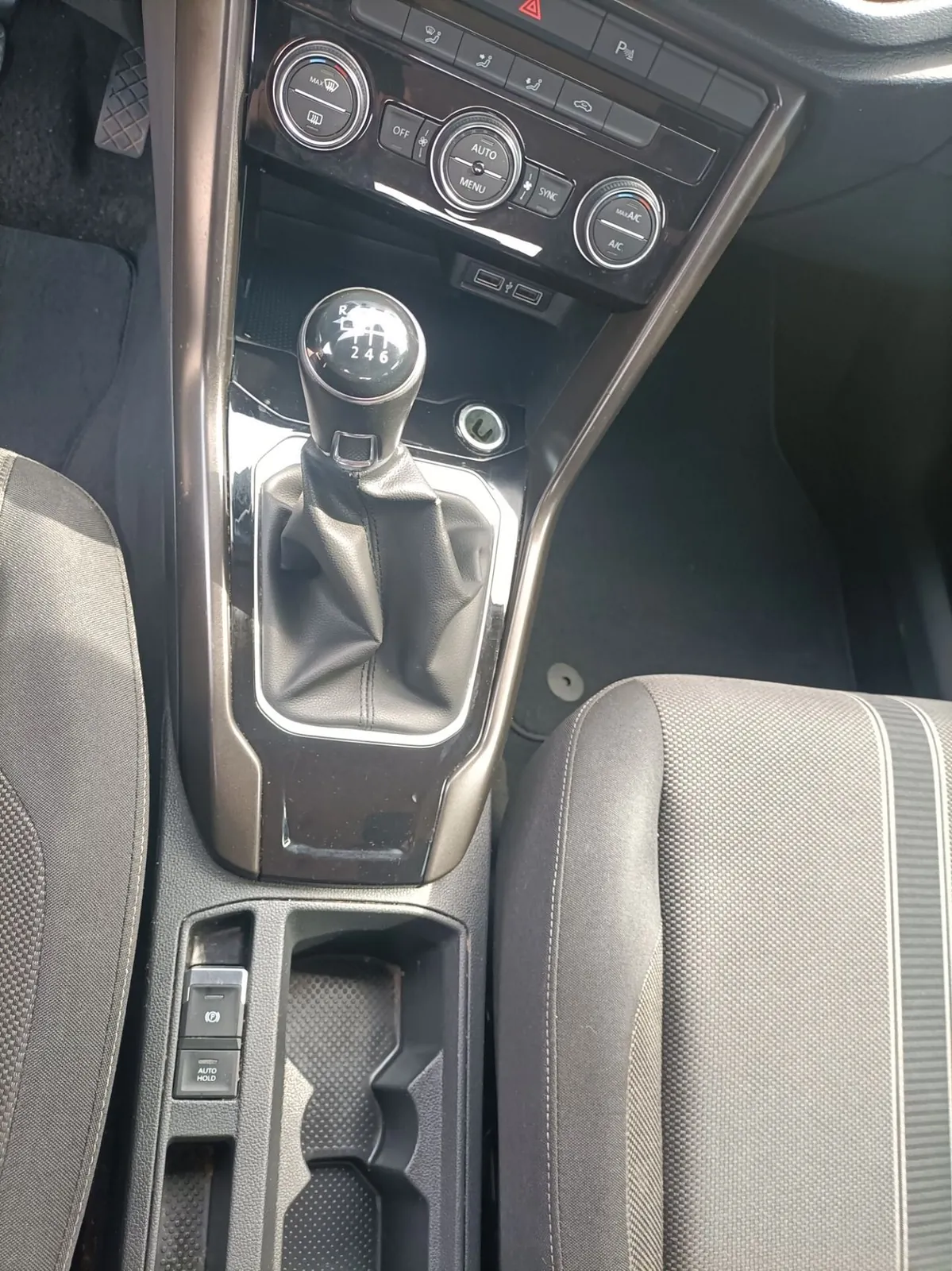 Volkswagen T-Roc 2021 photo 4