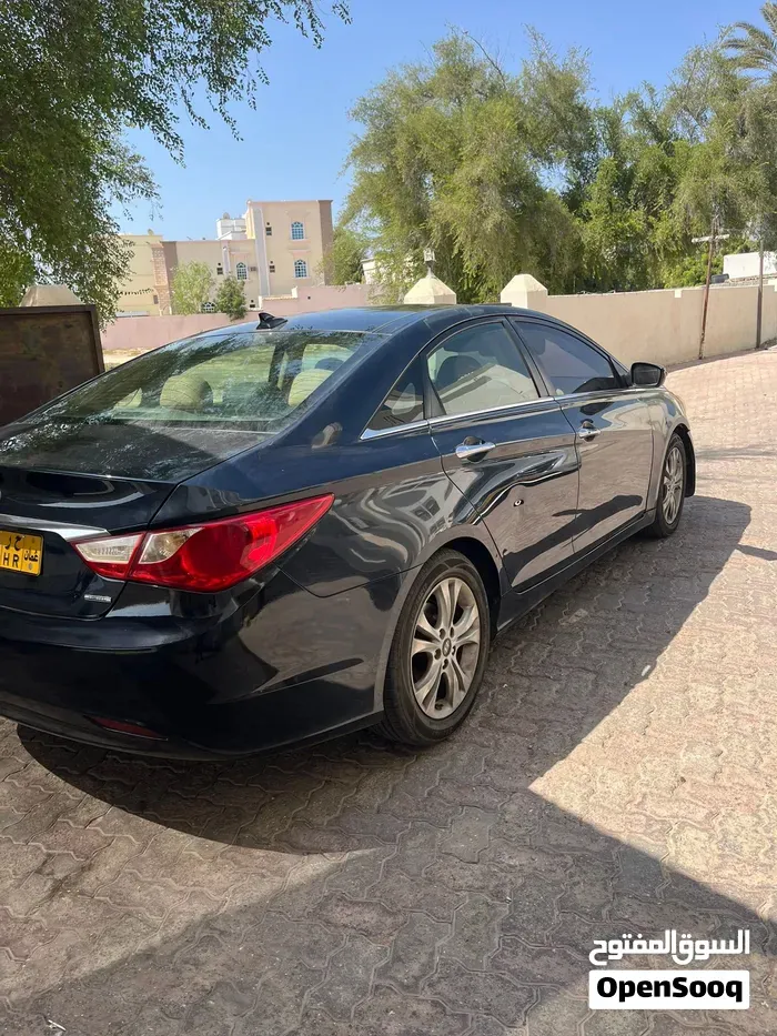Hyundai Sonata 2014 photo 2