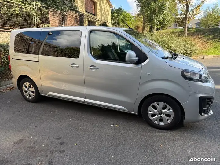 Citroen Jumpy 2017 photo 2