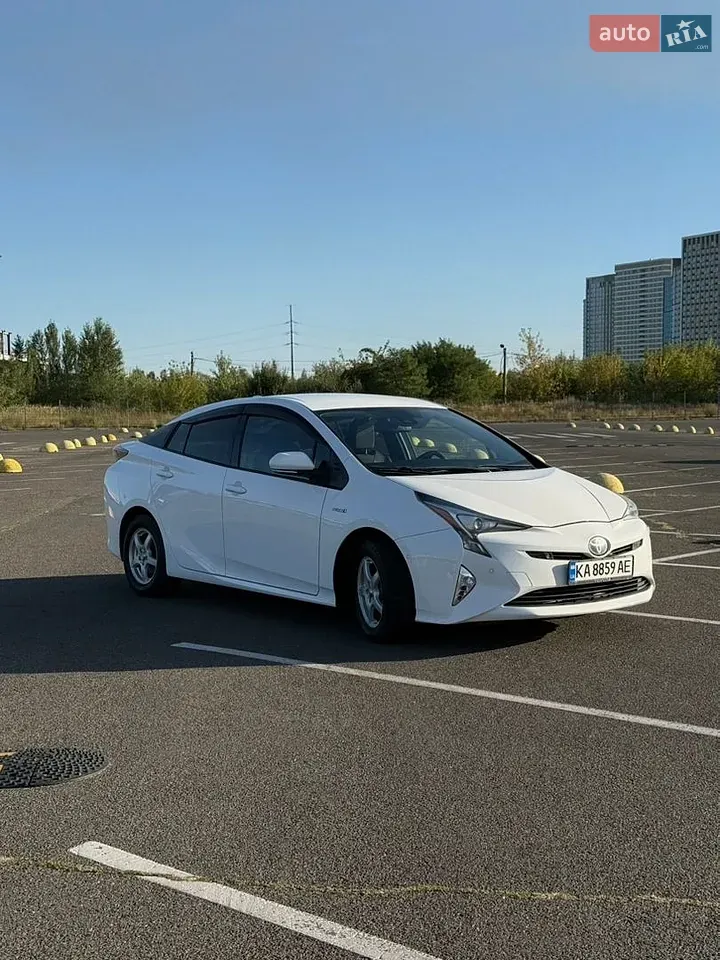 Toyota Prius 2016 photo 3