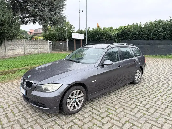 BMW 320D 2007 photo 3