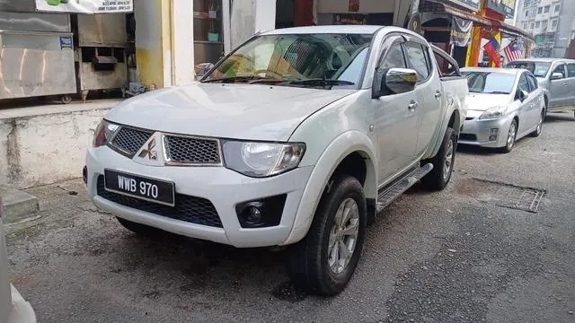Mitsubishi Triton