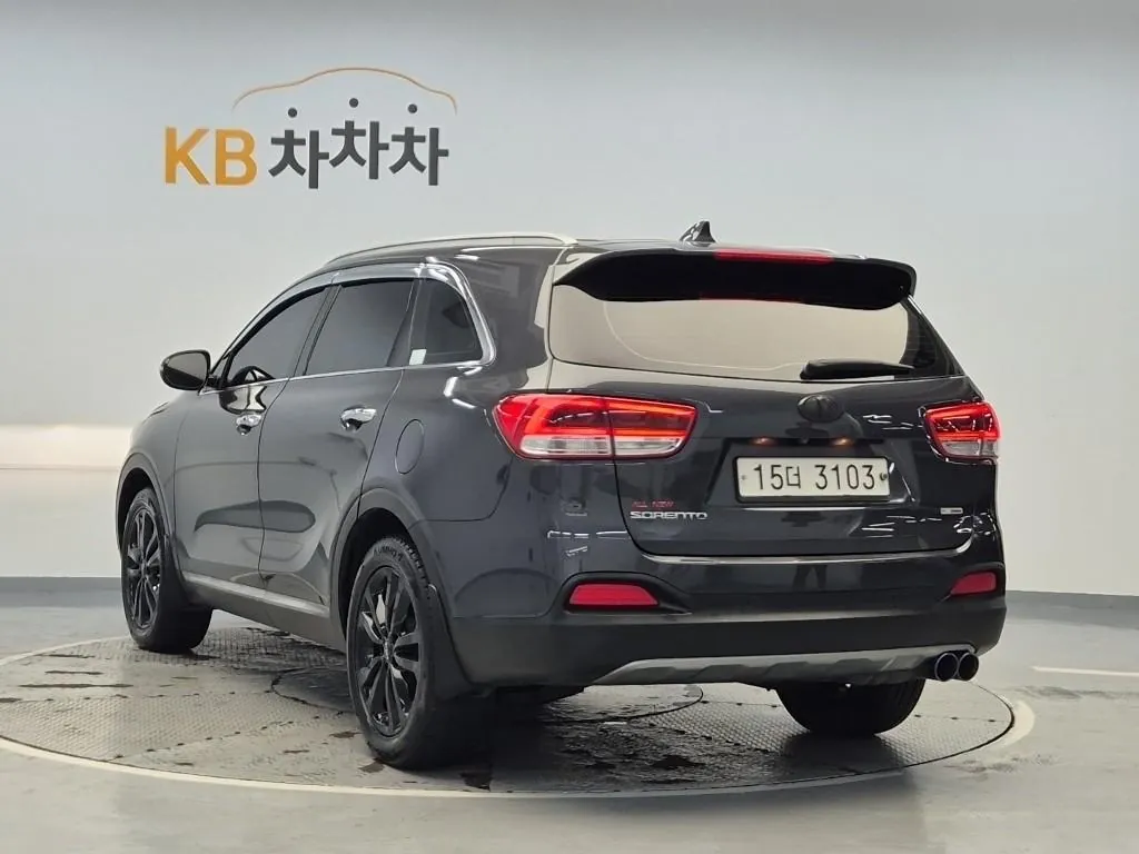 Kia Sorento 2015 photo 2