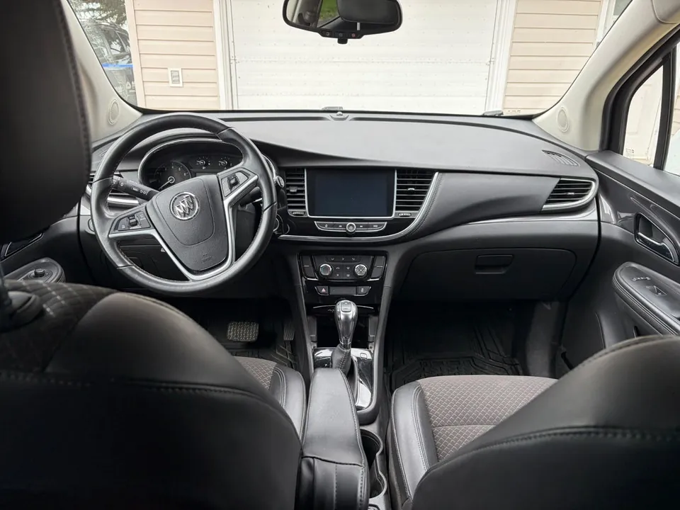 Buick Encore 2020 photo 2