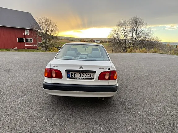 Toyota Corolla 1998 photo 4