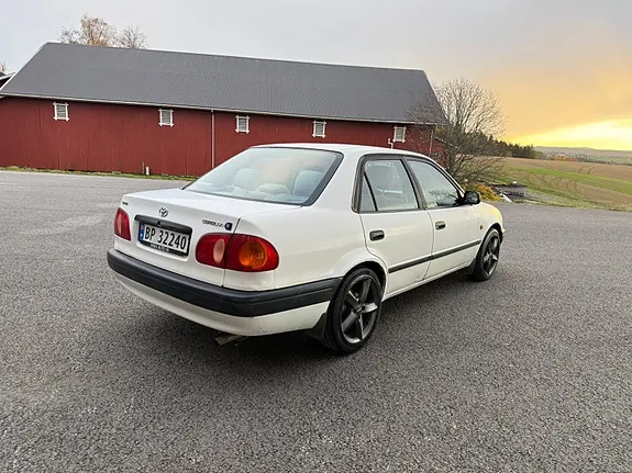 Toyota Corolla 1998 photo 5