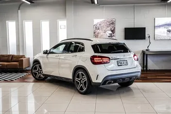 Mercedes-Benz Gla 2017 photo 4