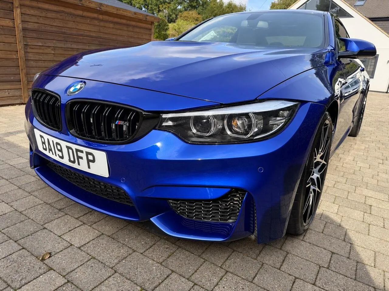 BMW M4 2019 photo 3