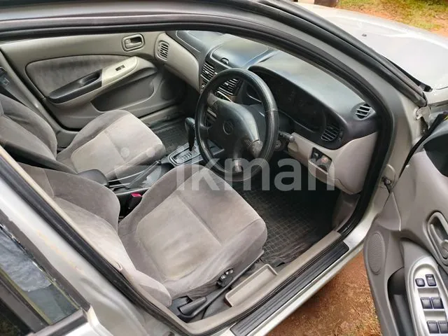 Nissan Sunny 2001 photo 3