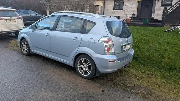 Toyota Corolla Verso 2008 photo 2