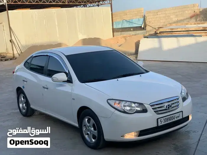 Hyundai Avante 2010 photo 3