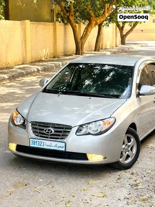 Hyundai Avante 2010 photo 5