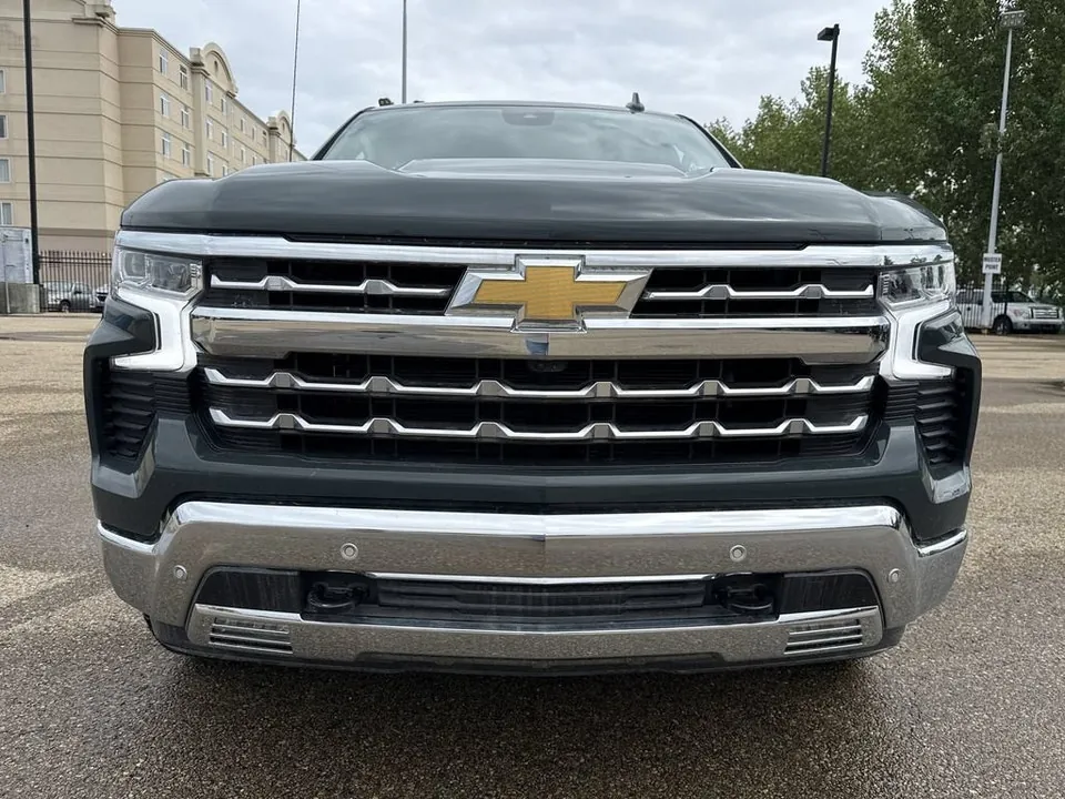 Chevrolet Silverado 1500 2025 photo 2