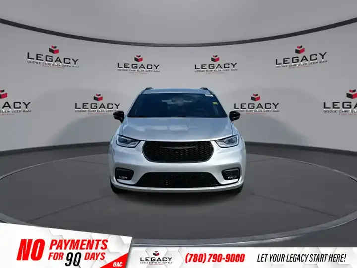Chrysler Pacifica 2026 photo 3