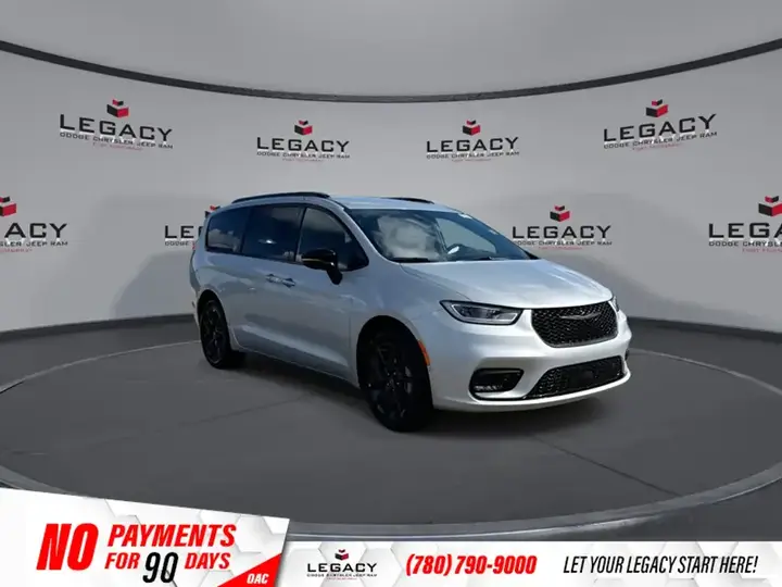 Chrysler Pacifica 2026 photo 2