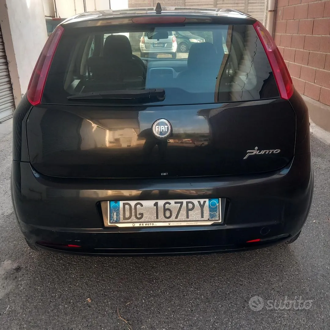 Fiat Grande Punto 2007 photo 3