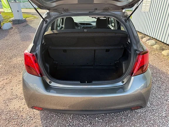 Toyota Yaris 2016 photo 5