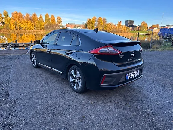 Hyundai Ioniq 2019 photo 2