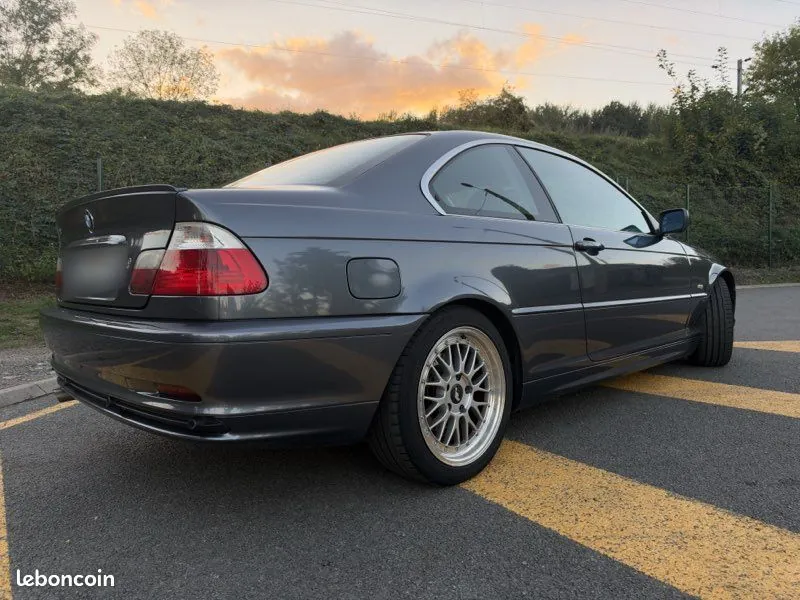 BMW Série 3 2002 photo 4