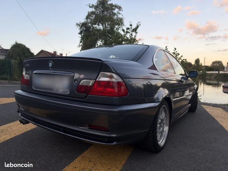 BMW Série 3 2002 photo 3