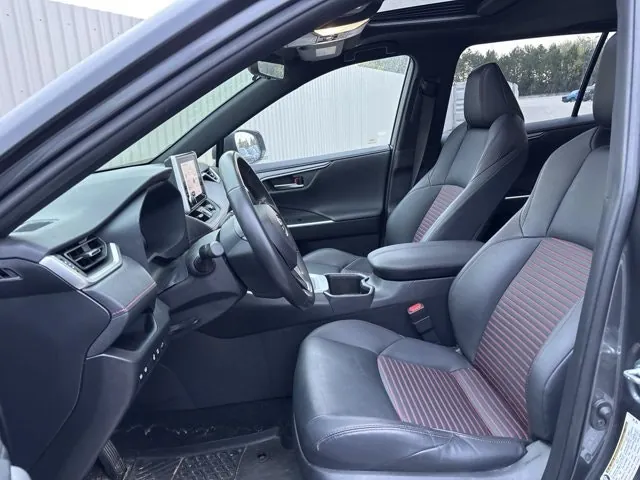 Toyota Rav4 2024 photo 3