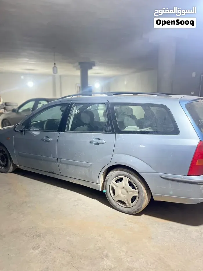 Ford Focus 2003 photo 2