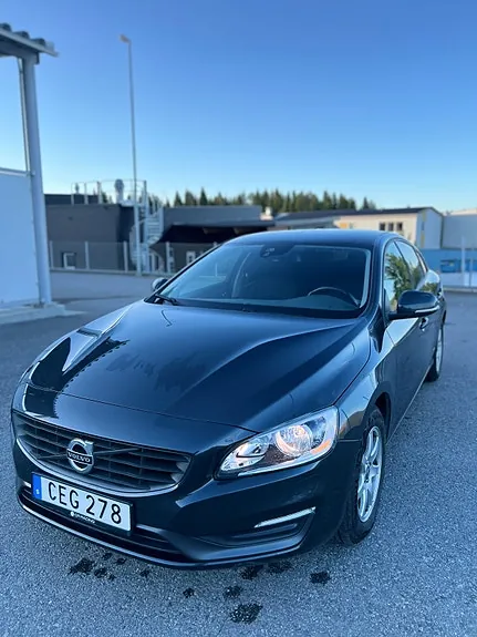 Volvo S60 2014 photo 3