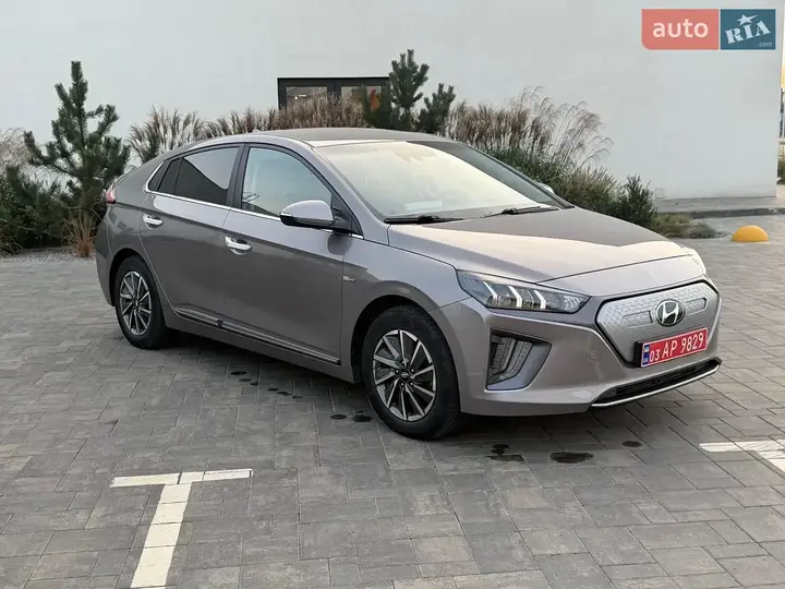 Hyundai Ioniq 2019 photo 3