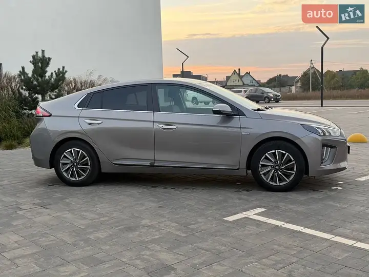 Hyundai Ioniq 2019 photo 5