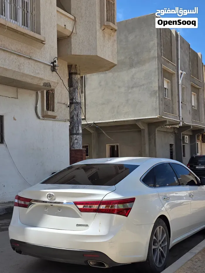 Toyota Avalon 2015 photo 3