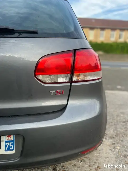 Volkswagen Golf 2011 photo 3