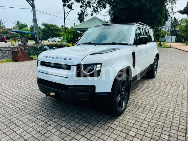 Land Rover Defender photo 2