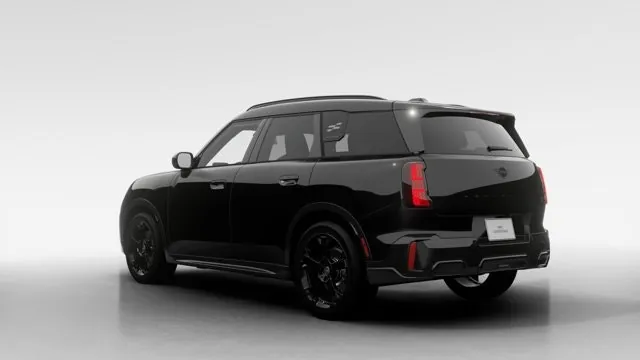 Mini Countryman 2027 photo 2