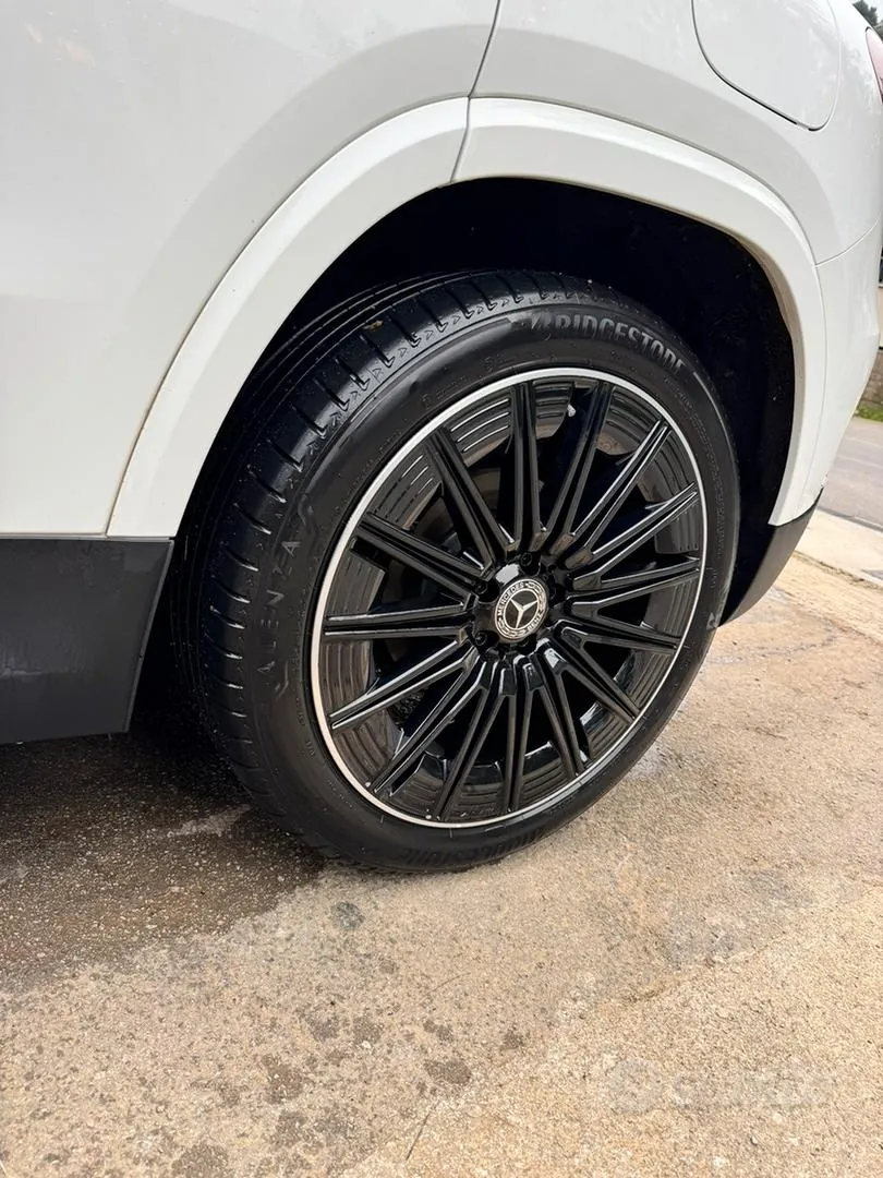 Mercedes-Benz Gla 2025 photo 2