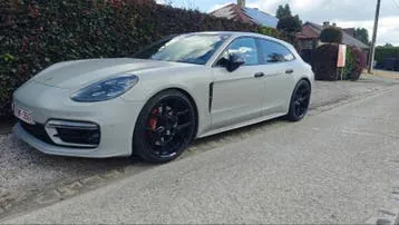 Porsche M