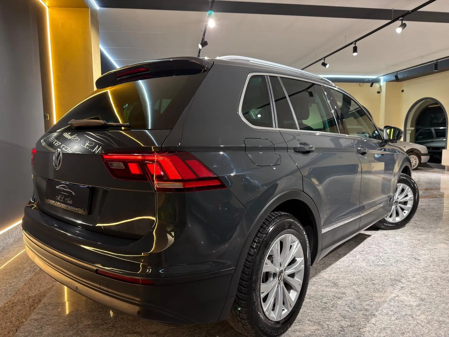 Volkswagen Tiguan 2020 photo 2