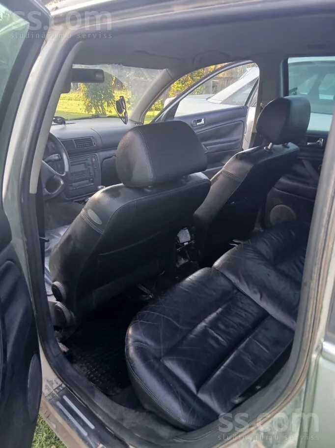 Volkswagen Passat 2002 photo 2
