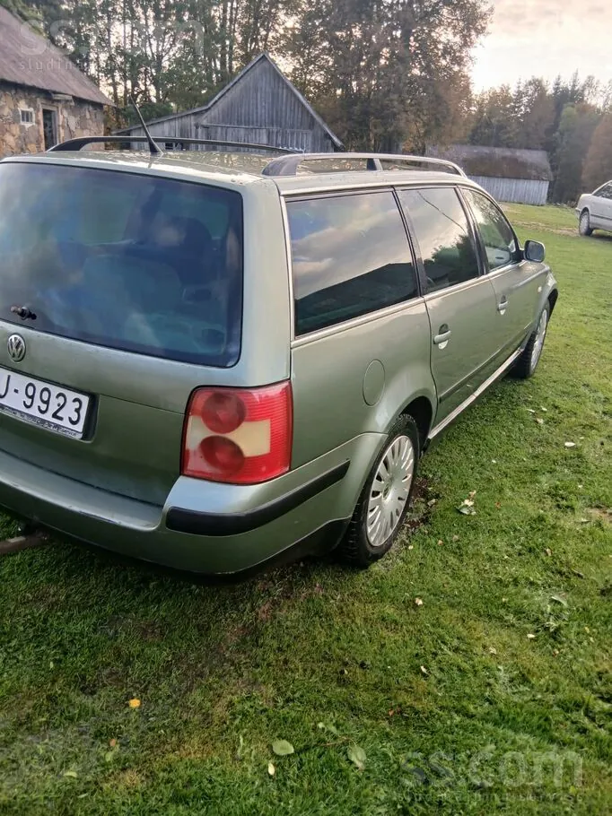 Volkswagen Passat 2002 photo 5