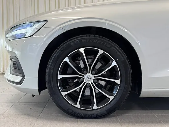 Volvo V60 2021 photo 5