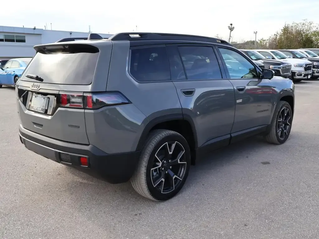 Jeep Cherokee 2026 photo 5