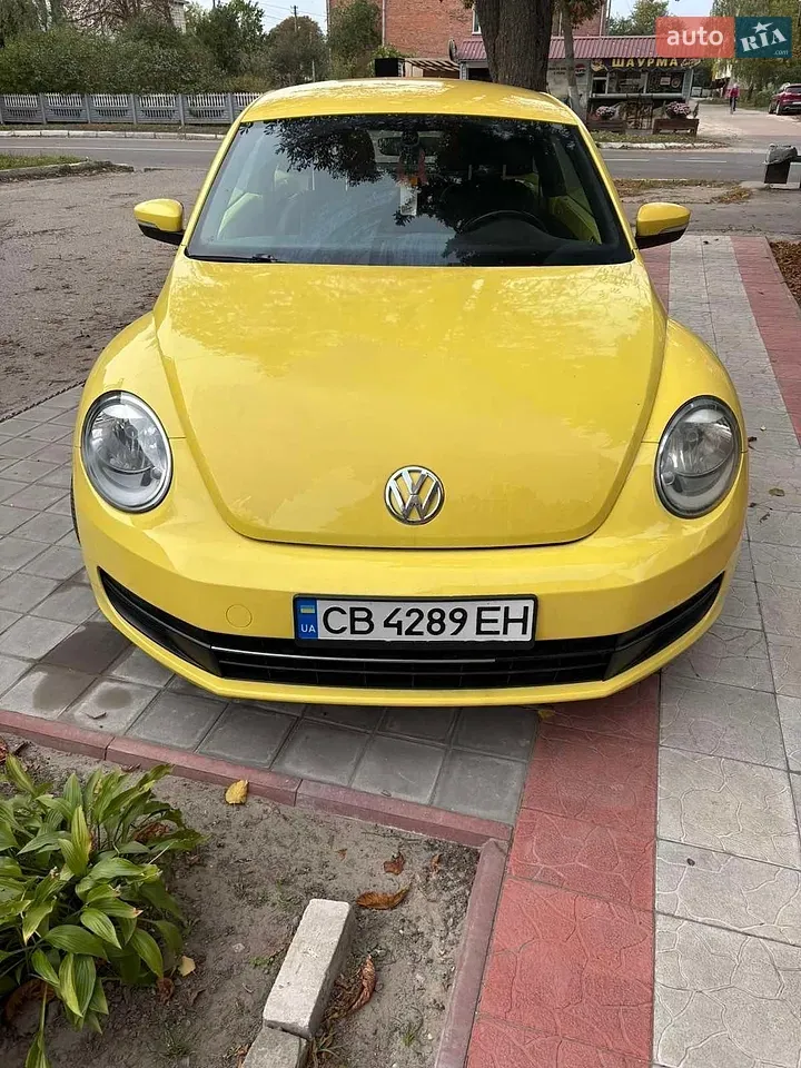 Volkswagen Beetle 2012 photo 2