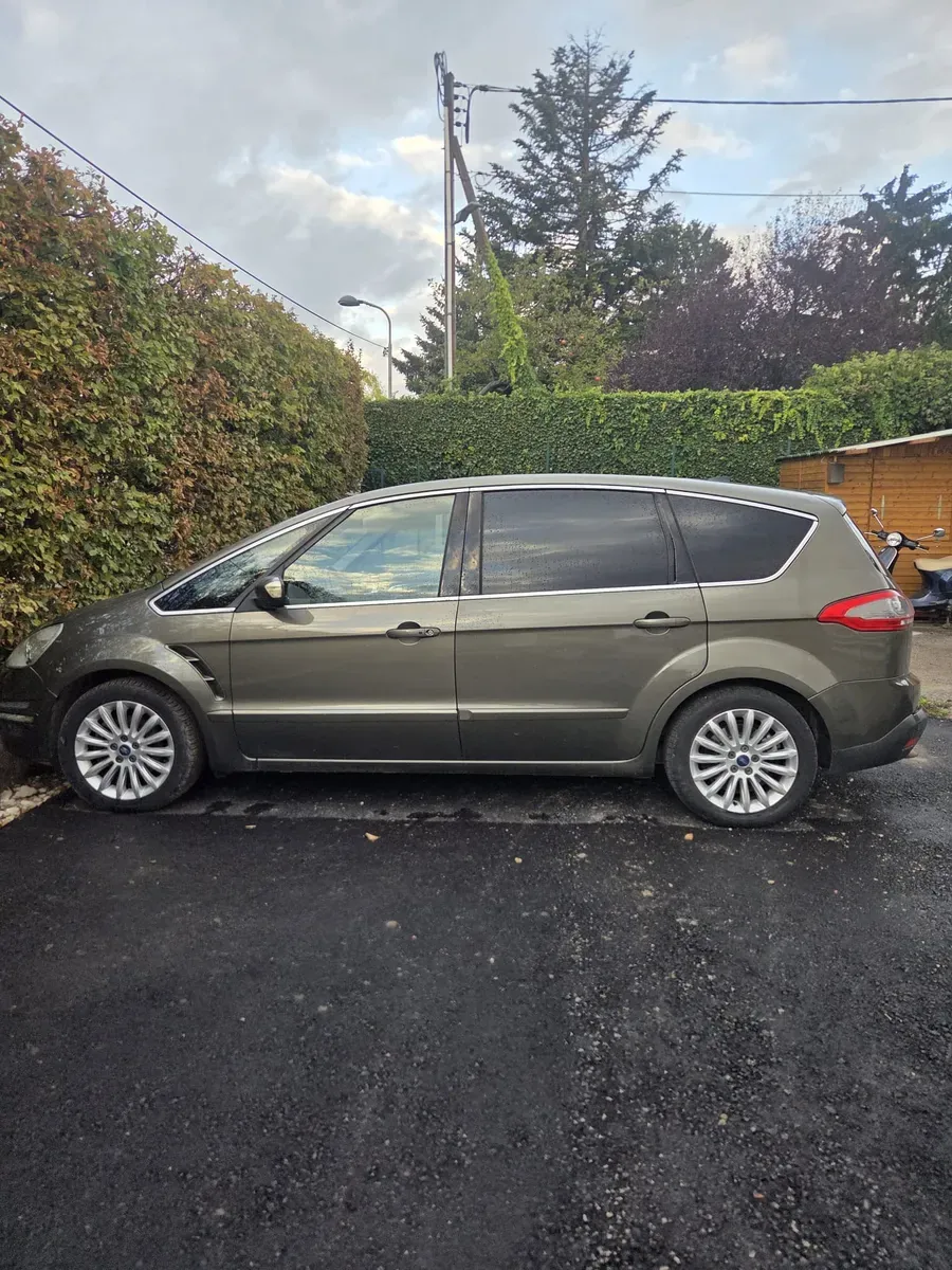 Ford S-Max