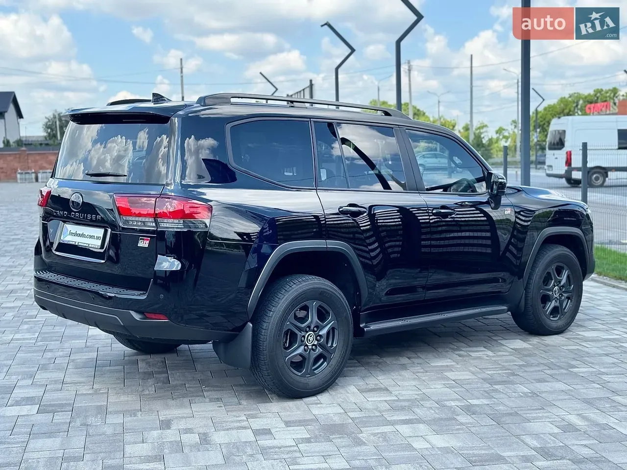 Toyota Land Cruiser 2023 photo 3